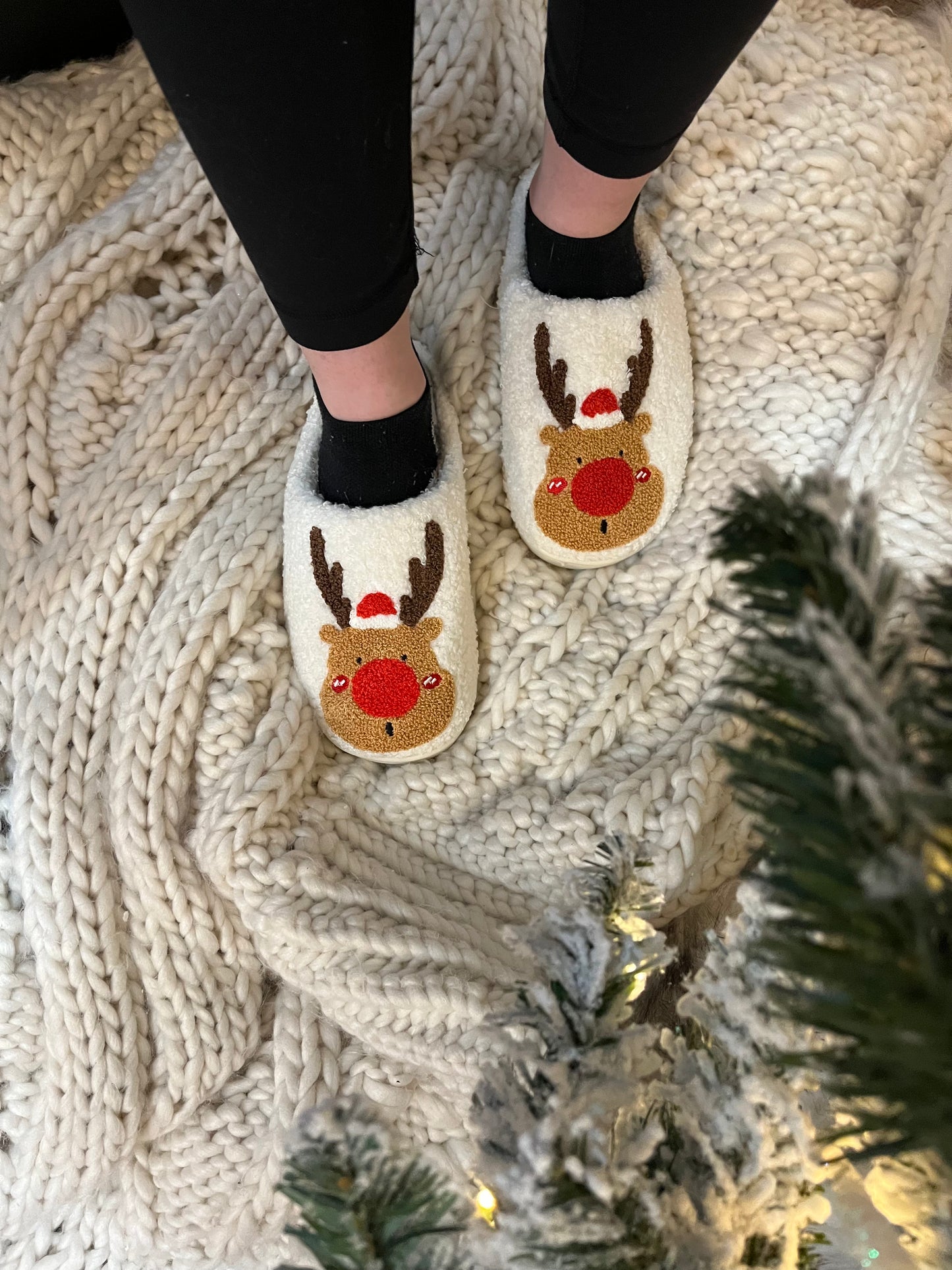 Fuzzy Christmas Slippers - W23