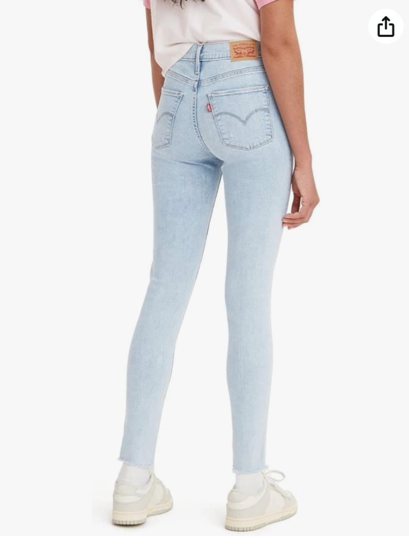 Levi’s 720 High Rise Super Skinny - W23