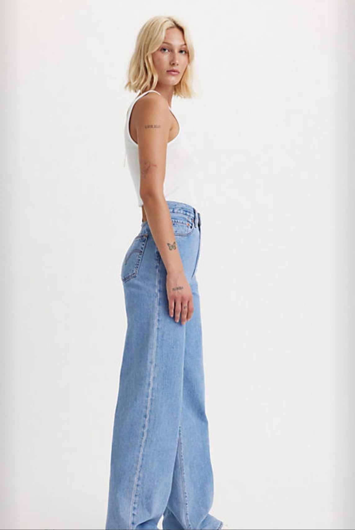 Levi’s Ribcage Wide Leg Jeans - SU24