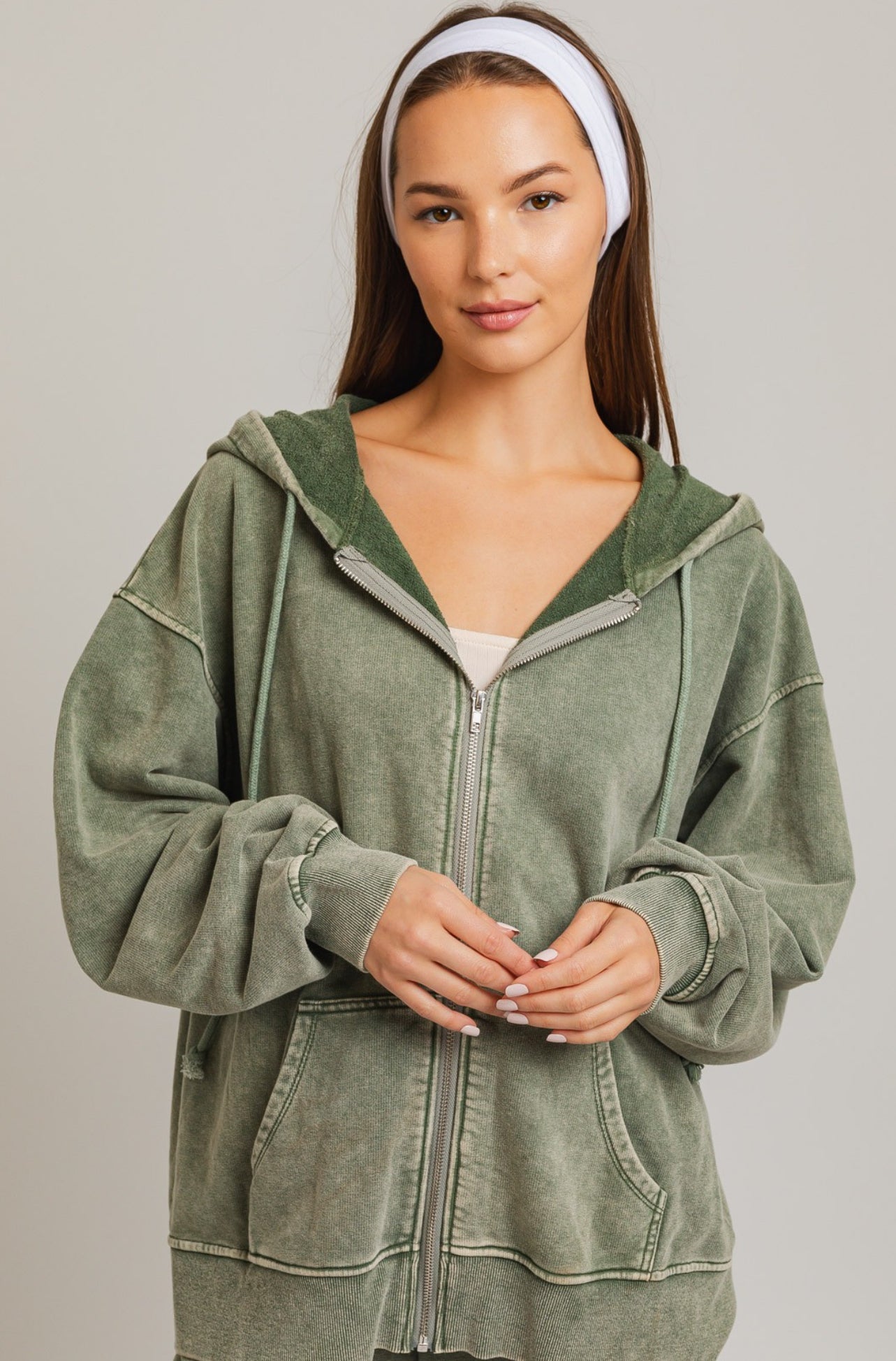 Le Lis Oversized Zip Up SP24